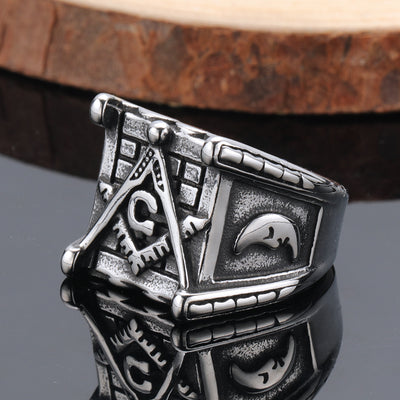 Masonic Moon And Sun Retro Ring